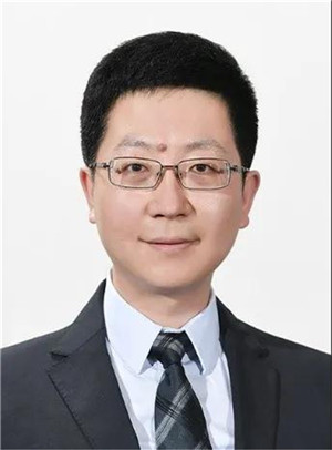 医心筑梦4吉大一院名师团队走进东师附中心血管内科专家郑杨教授讲授