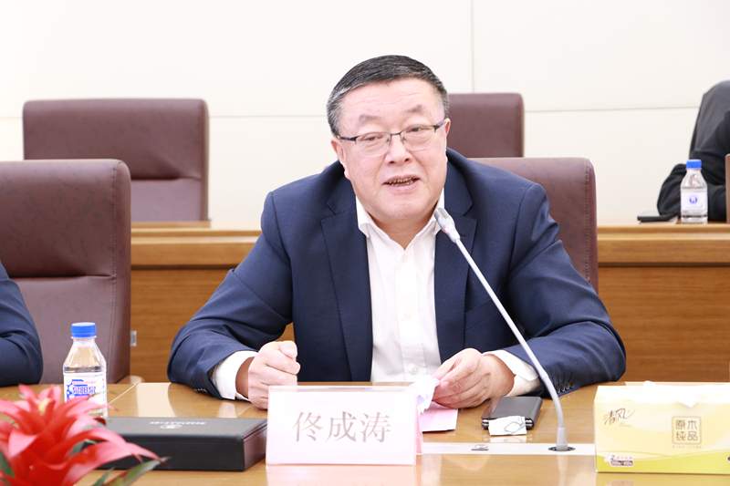 佟书记讲话.JPG
