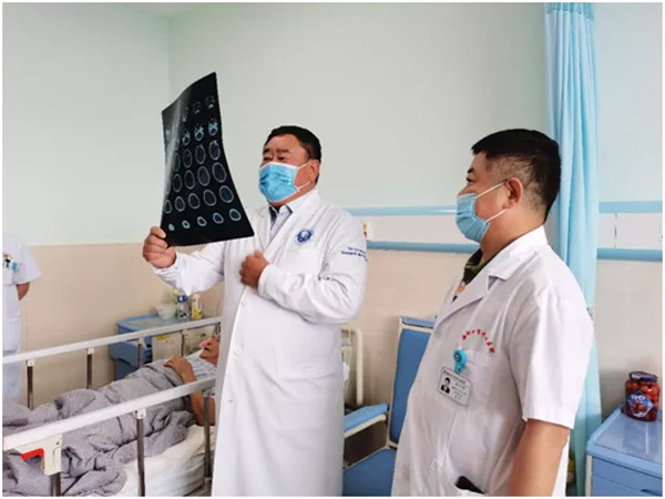 邵国光教授吉大一院耳鼻喉科祝威教授吉大一院普通妇二科微创诊治中心